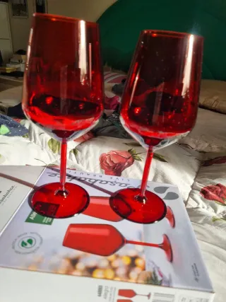 2 Calici Rossi in Vetro