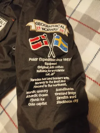 Parka Norway Negra con Capucha