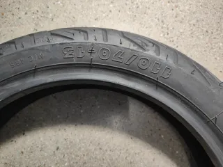 Neumático Michelin 110/70-13
