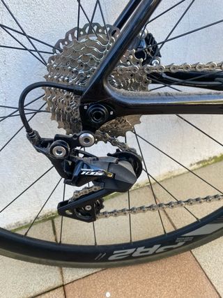 Bicicleta de carretera Giant Negra