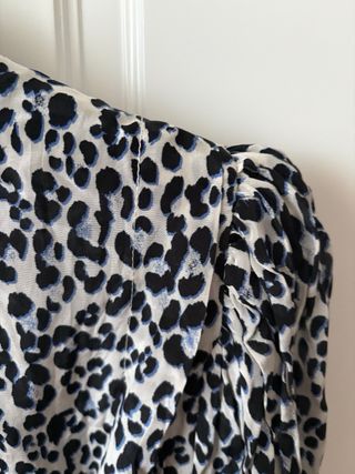 Blusa Zara Animal Print Fruncidos Talla M. Nueva