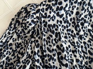Blusa Zara Animal Print Fruncidos Talla M. Nueva