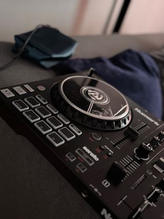 Numark Mixtrack Pro FX Controlador DJ
