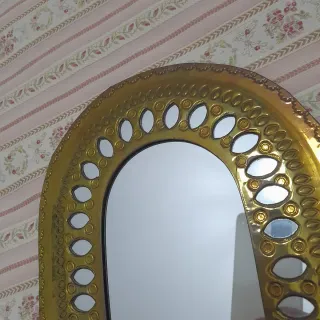 Specchio etnico dorato