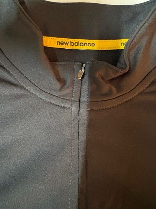 Camiseta New Balance Hombre Negra/Gris