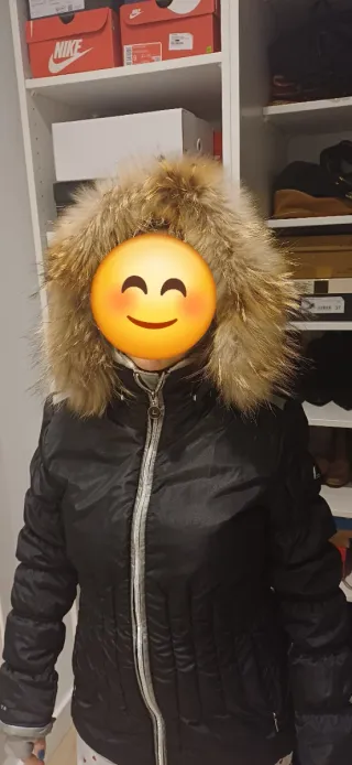 Chaqueta esqui Luhta negra con cuello de pelo