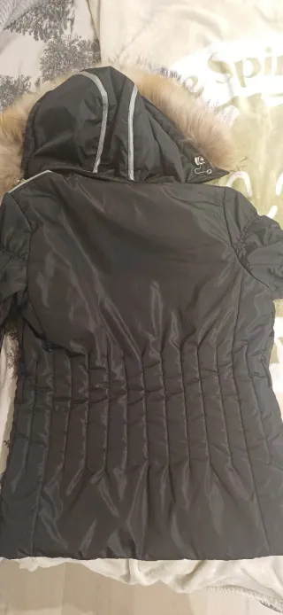 Chaqueta esqui Luhta negra con cuello de pelo