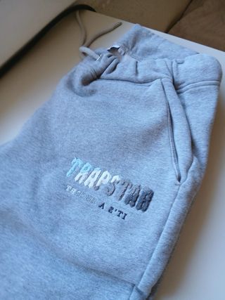 Chaqueta Trapstar Negra Talla M + Chandal Gris S