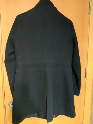 Abrigo negro talla 44