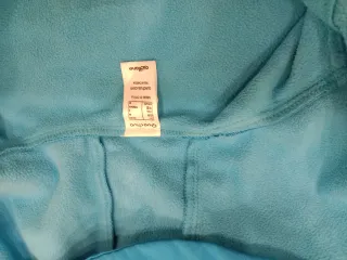 Chaqueta cortavientos polar azul