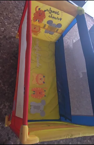 Cuna de viaje / Parque infantil