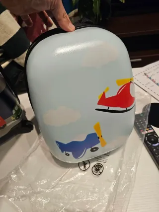 Maleta infantil de viaje con ruedas