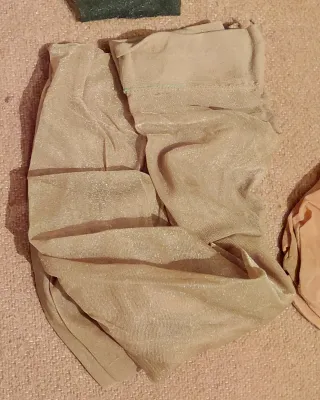 Lote de 8 Medias de Muestrario Varias Texturas.