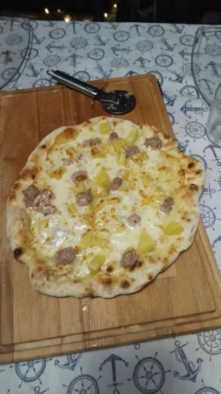 Forno elettrico per pizza napoletana che arriva a