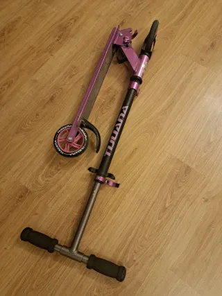 Patinete marca Tijuana Morado