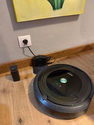 Robot aspirador iRobot Roomba 696