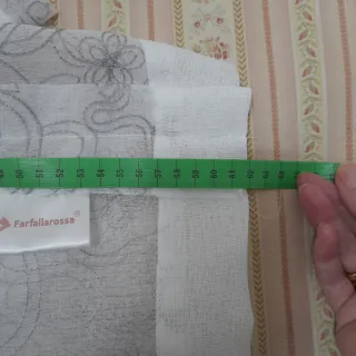 Tendine a vetro con motivo floreale color tortora