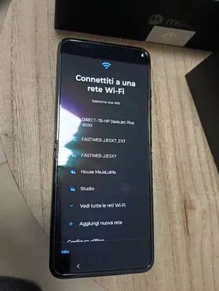 Motorola Razr 40 Ultra. Display nuovo