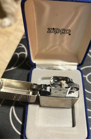 Encendedor ZIPPO clásico