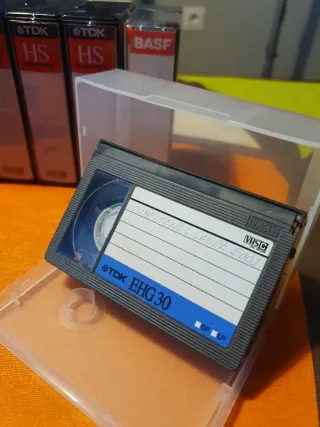 VHS, Beta, Video8, Hi8, Digital8, MiniDV a Digital