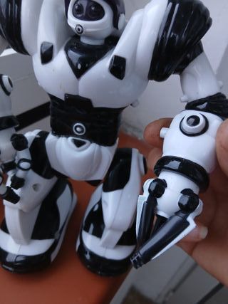 Robosapien by Wow Wee