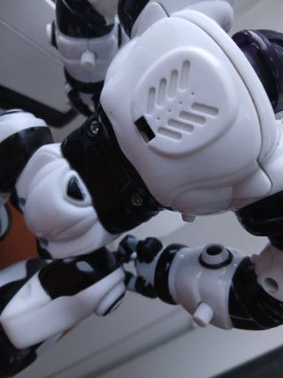 Robosapien by Wow Wee