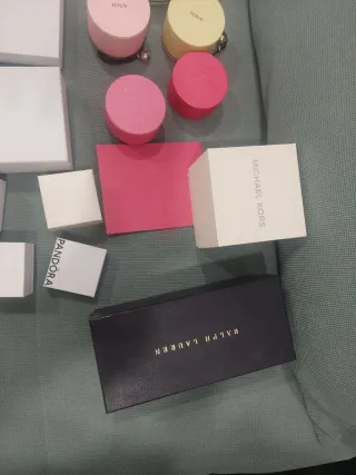 Lote Cajas Tous, Pandora y Michael Kors