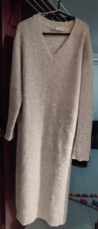 Vestido largo Zara punto tejido en color gris