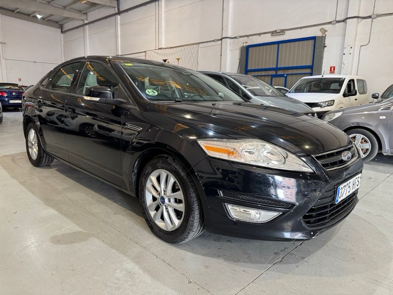 Ford Mondeo 2011, foto 2