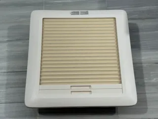 Claraboya Dometic 40x40 para techos de 43-60