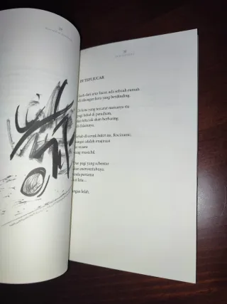 Don Quijote. Libro de poesía en indonesio. 2013