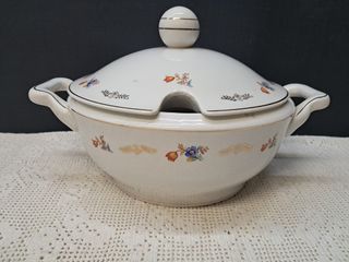 VAJILLA ANTIGUA ROYAL CHINA VIGO