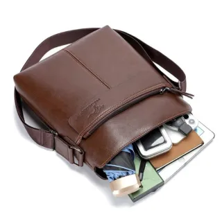 Bolso de hombro marca kangaroos