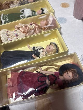 Collezione di 5 Bambole in Porcellana Vintage