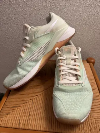 Zapatillas Reebok Nano X4 Verde y Rosa