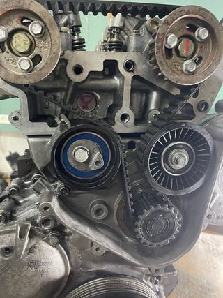 Furgoneta Nissan interstar 2,5 DCI muy buena