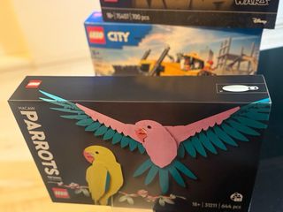 LEGO 31211 Macaw Parrots Fauna Collection