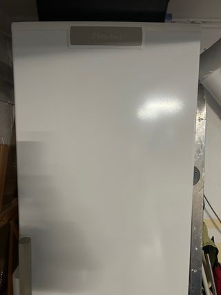 Congelador vertical Balay