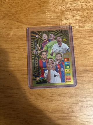 Carta Míticos Invencible 22/23 Panini