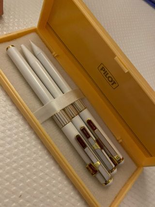 Set 3 Penne Pilot Bianche( coreane)