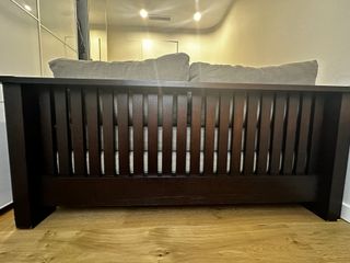 Sofá convertible de madera de teca