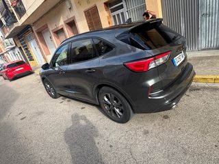 Ford Kuga 2023
