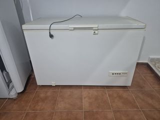Arcón congelador blanco