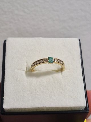 Anillo Oro Diamantes Esmeralda