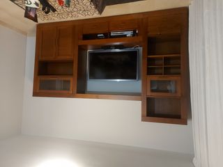 Mueble salón madera