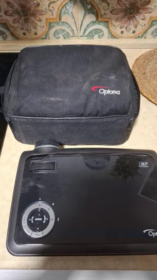 Proyector Optoma Negro