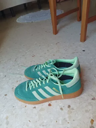Nuevas Adidas Spezial Verde/Marrón