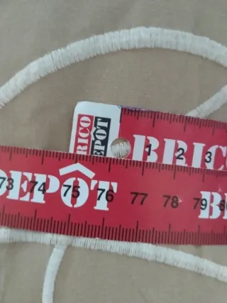 Traje de flamenca beige con círculos blancos