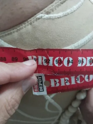 Traje de flamenca beige con círculos blancos