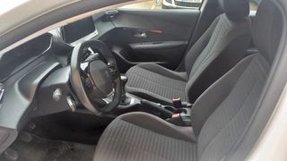 Peugeot 208 2022